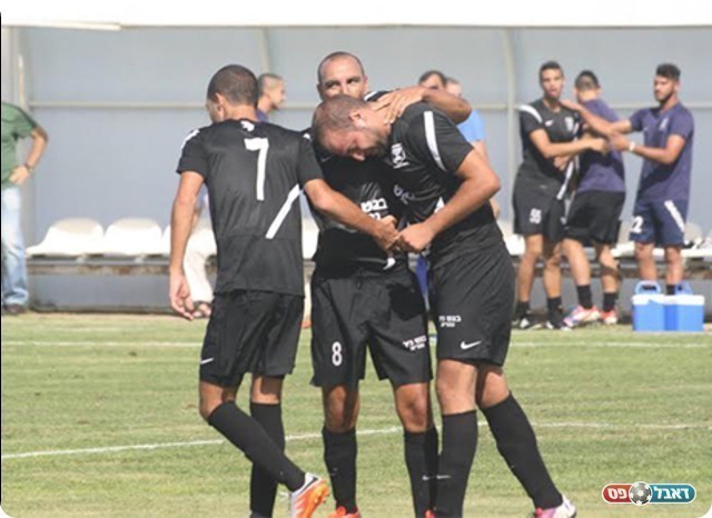 שחקני נהריה (מיכה פישנזון)